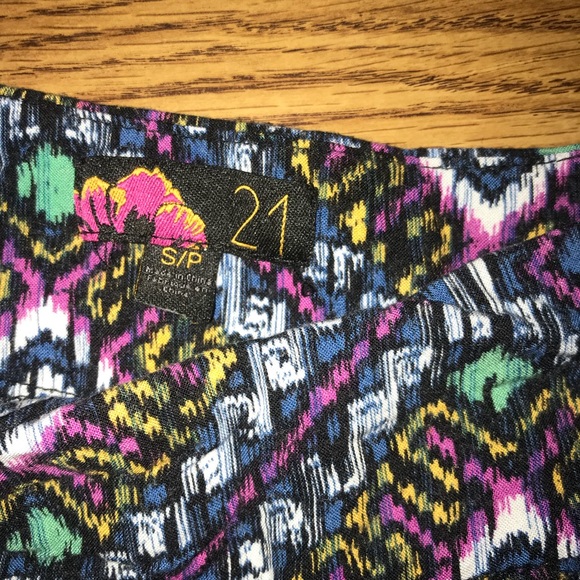 Mini Skirt 🔮 - Picture 3 of 5